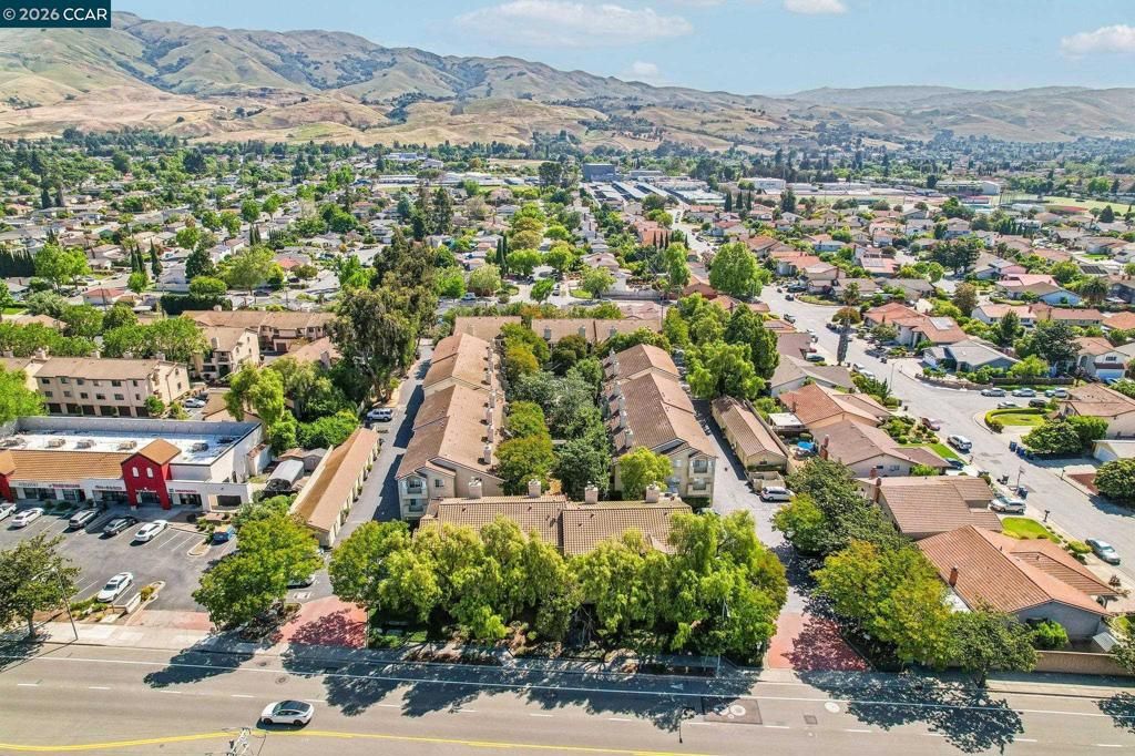 Image 36 of property listing at 108 Arbor Way, Milpitas, CA 95035