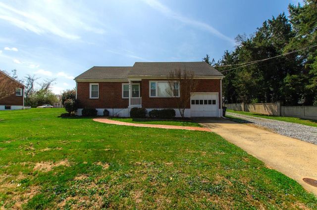 6020 Piedmont Place, Lynchburg, VA 24502