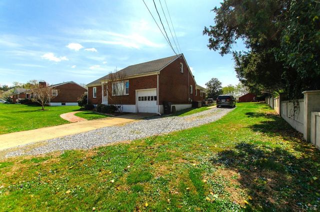 6020 Piedmont Place, Lynchburg, VA 24502