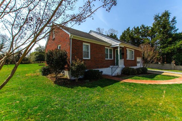 6020 Piedmont Place, Lynchburg, VA 24502