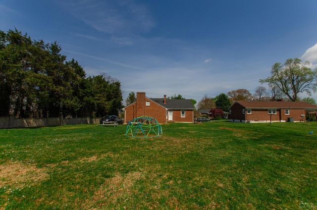 6020 Piedmont Place, Lynchburg, VA 24502