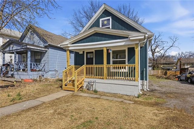 3327 Garfield Avenue, Kansas City, MO 64109
