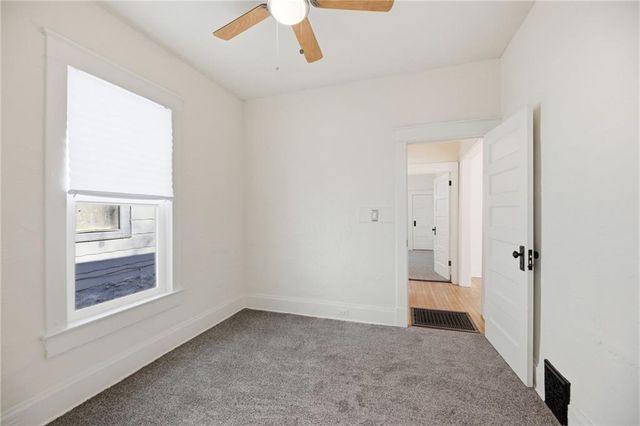 3327 Garfield Avenue, Kansas City, MO 64109