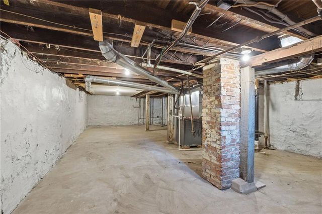 3327 Garfield Avenue, Kansas City, MO 64109