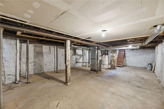 3327 Garfield Avenue, Kansas City, MO 64109