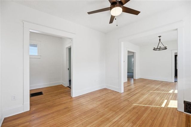 3327 Garfield Avenue, Kansas City, MO 64109