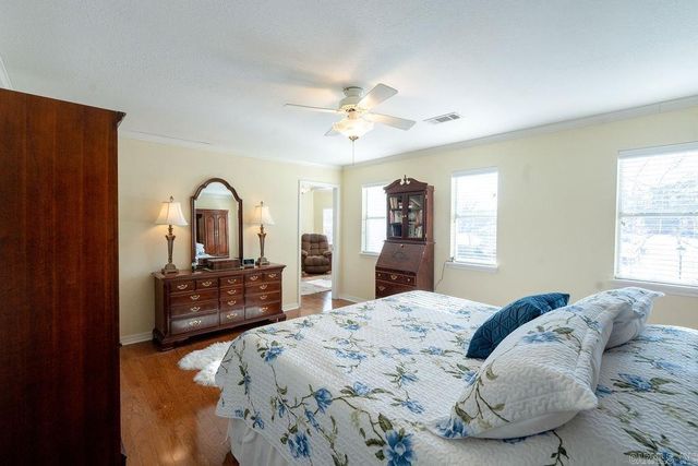 608 River Oaks Boulevard, Searcy, AR 72143