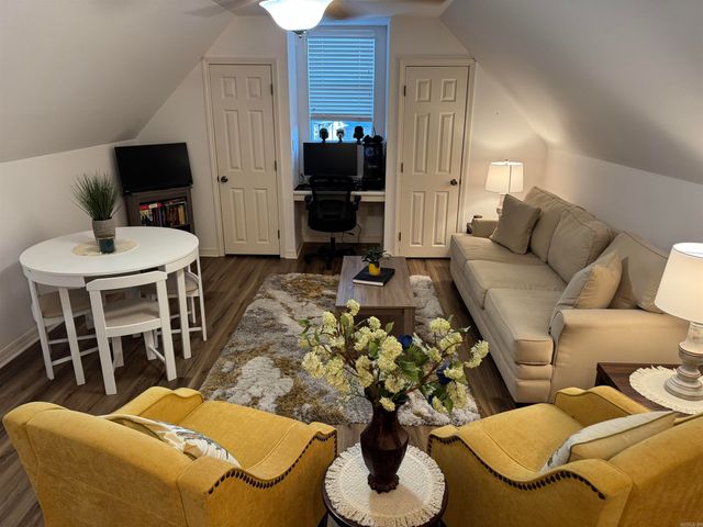 608 River Oaks Boulevard, Searcy, AR 72143