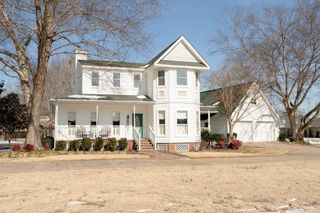 608 River Oaks Boulevard, Searcy, AR 72143