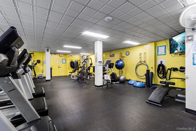 522 Shore Road 6M, Long Beach, NY 11561