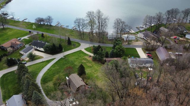 25 Lane 175 Lime Lake, Angola, IN 46703