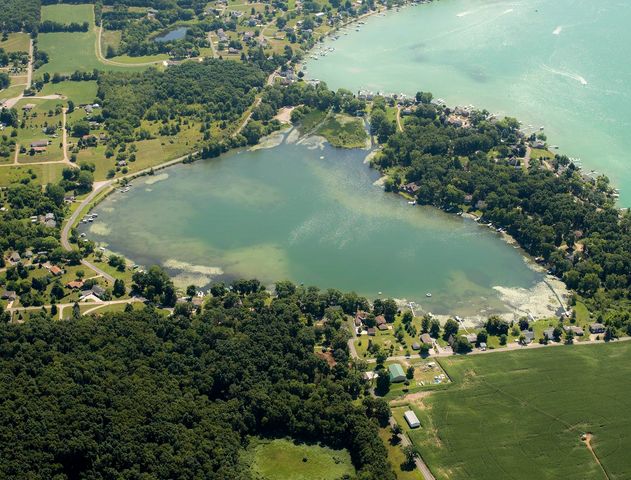 25 Lane 175 Lime Lake, Angola, IN 46703