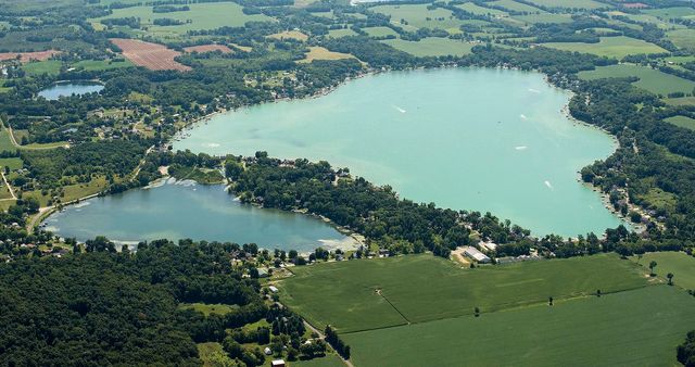 25 Lane 175 Lime Lake, Angola, IN 46703