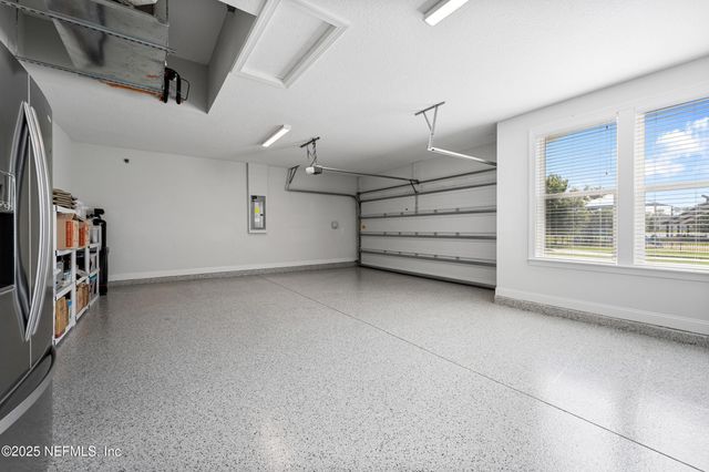 10050 ILLUMINATION Drive, Jacksonville, FL 32256