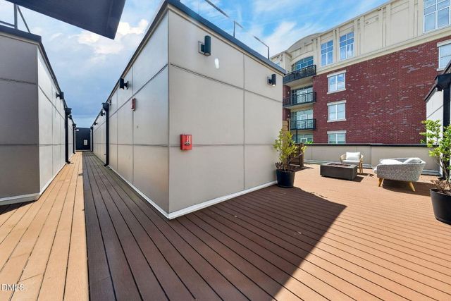 615 W Peace Street 203, Raleigh, NC 27605