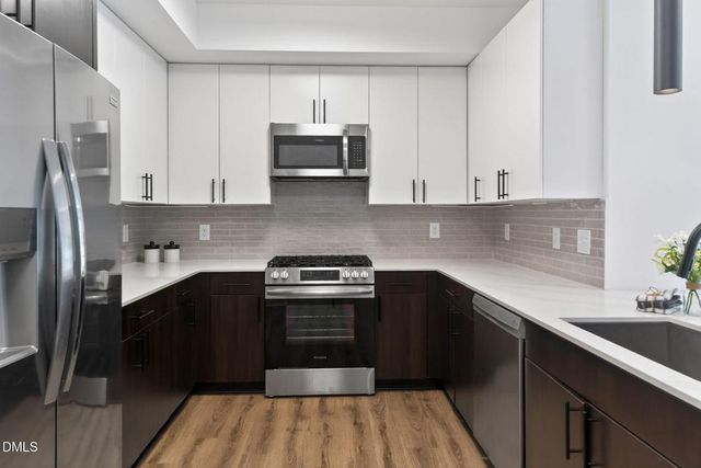 615 W Peace Street 203, Raleigh, NC 27605