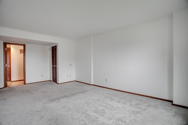 1225 Lasalle Avenue 1704, Minneapolis, MN 55403