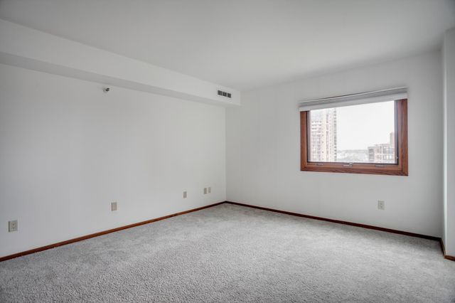 1225 Lasalle Avenue 1704, Minneapolis, MN 55403