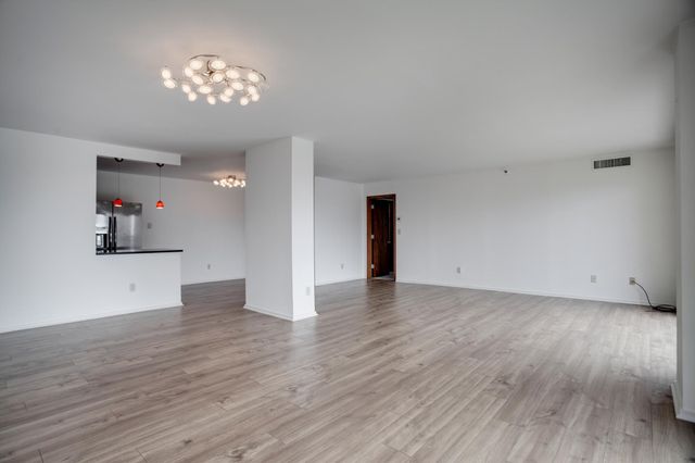 1225 Lasalle Avenue 1704, Minneapolis, MN 55403