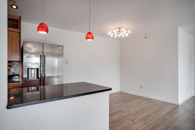 1225 Lasalle Avenue 1704, Minneapolis, MN 55403