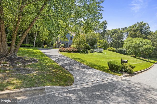 7 DOES LN, Greenville, DE 19807