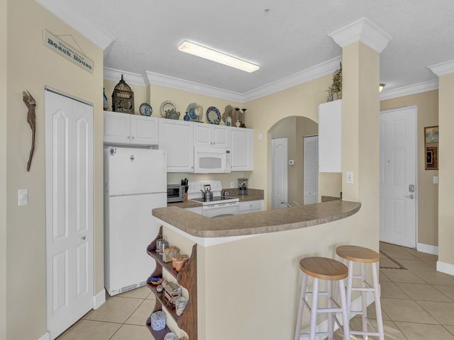 5035 Fairways Circle C305, Vero Beach, FL 32967