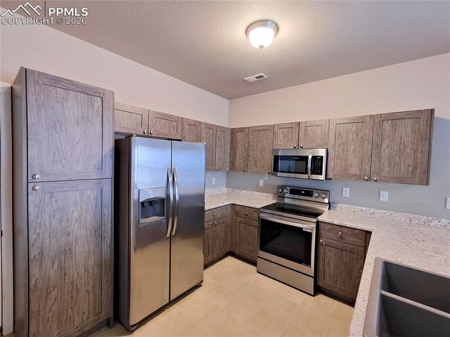 4621 Ports Down Lane, Colorado Springs, CO 80911