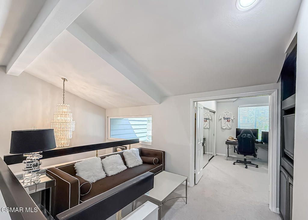 Image 13 of property listing at 4695 Club View Drive, Westlake Village, CA 91362