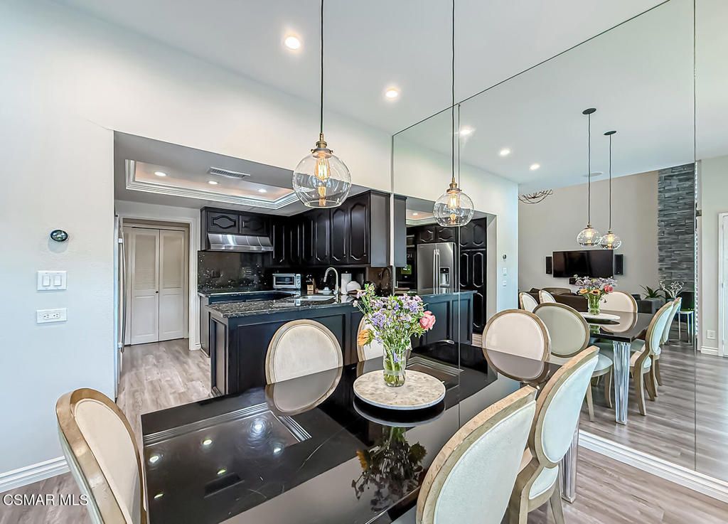Image 6 of property listing at 4695 Club View Drive, Westlake Village, CA 91362