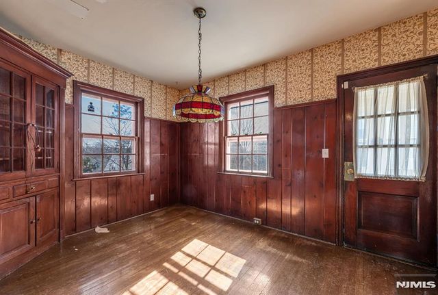 164 Chestnut Street, Garfield, NJ 07032