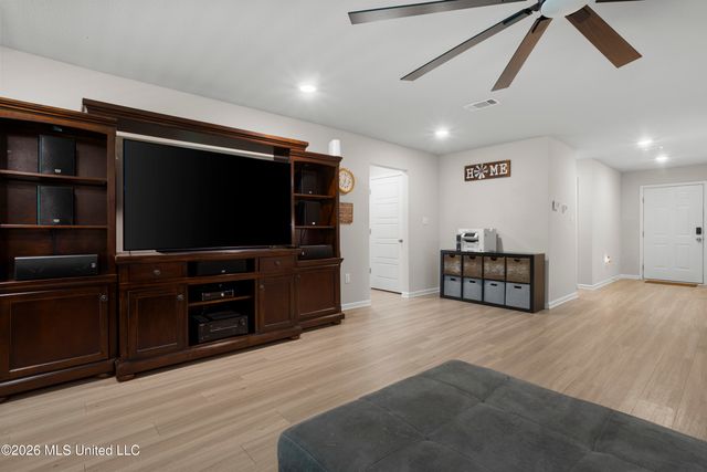 118 Rosie Drive, Long Beach, MS 39560