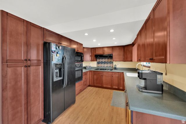 2932 W 6050 S, Roy, UT 84067