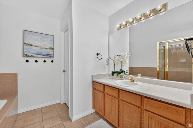 3748 W ELK PARK CT, South Jordan, UT 84095