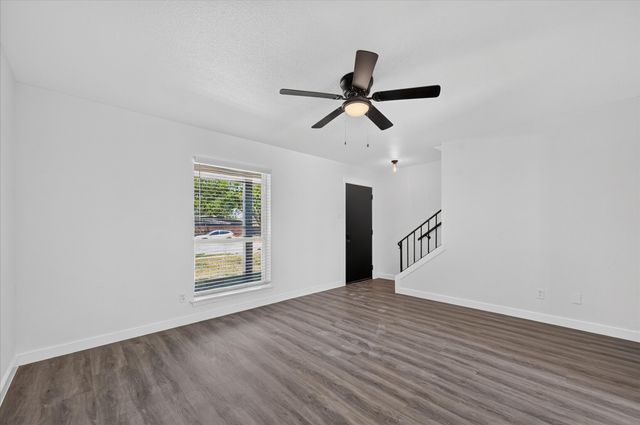 620 Royal Crest Drive, Richardson, TX 75081