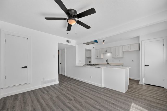 620 Royal Crest Drive, Richardson, TX 75081