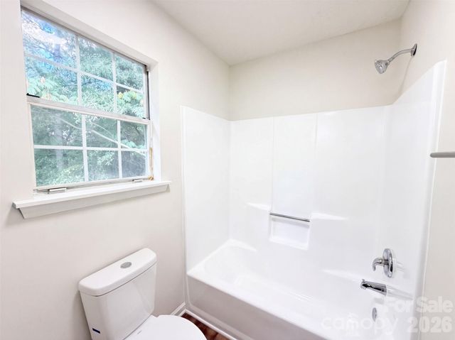 8431 Mission Hills Road, Charlotte, NC 28227