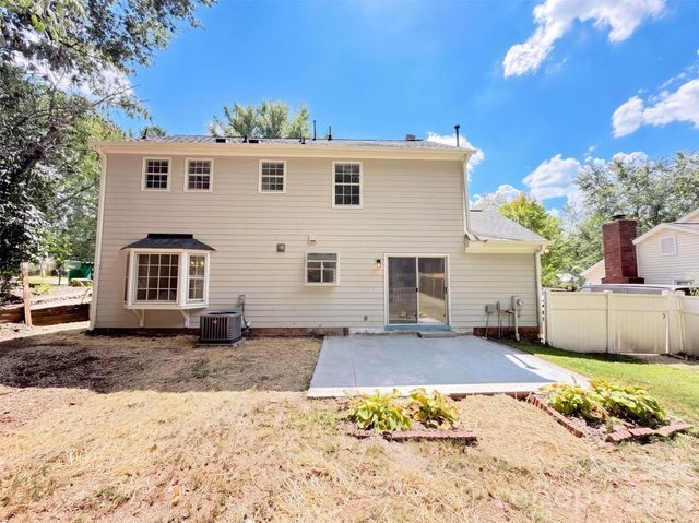 8431 Mission Hills Road, Charlotte, NC 28227