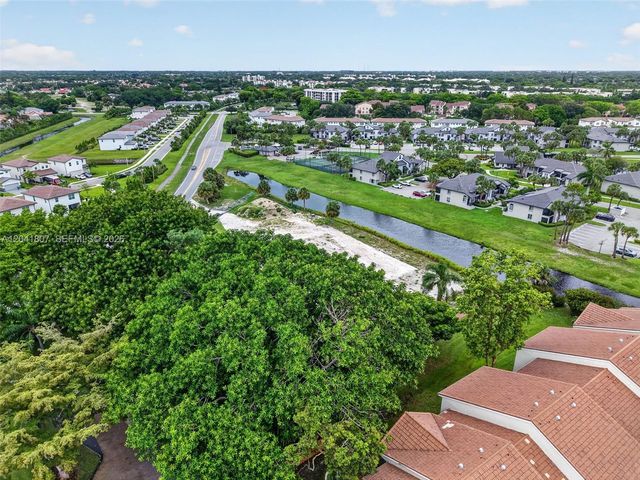22962 Camino Del Mar, Boca Raton, FL 33433