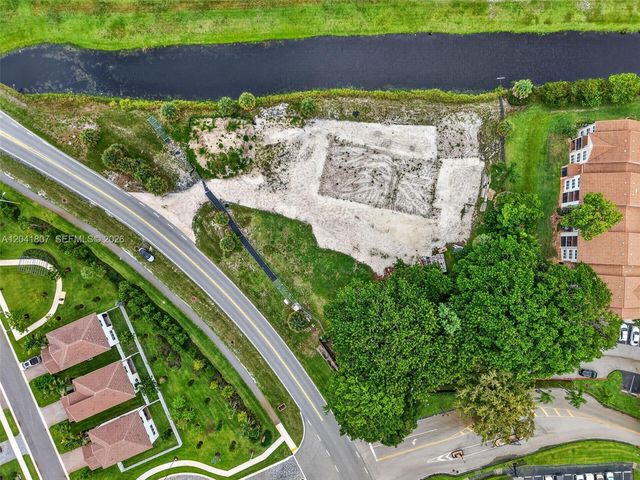 22962 Camino Del Mar, Boca Raton, FL 33433