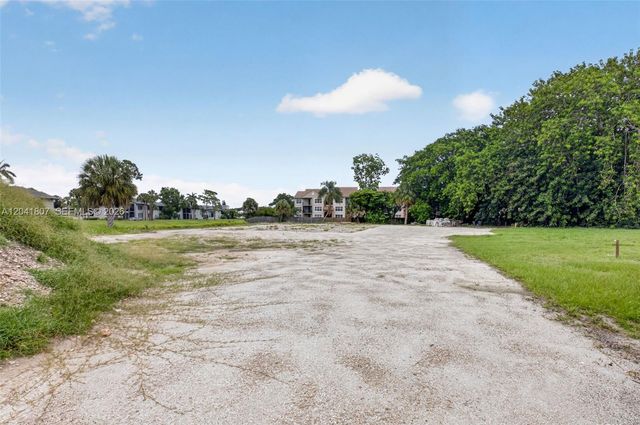 22962 Camino Del Mar, Boca Raton, FL 33433