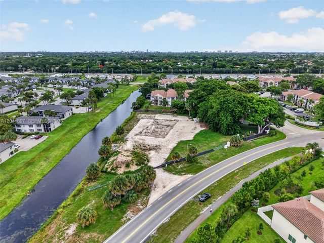 22962 Camino Del Mar, Boca Raton, FL 33433