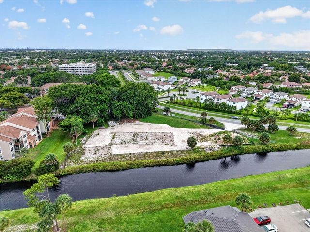 22962 Camino Del Mar, Boca Raton, FL 33433
