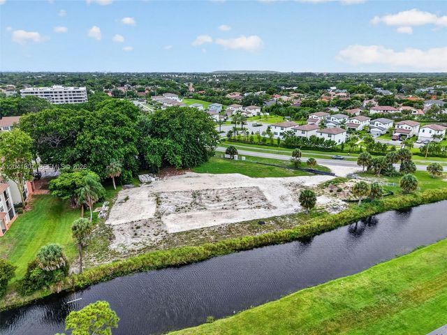 22962 Camino Del Mar, Boca Raton, FL 33433