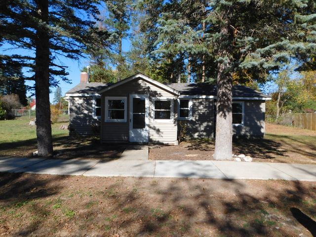 903 Ottawa Street, Grayling, MI 49738