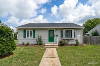 120 Riverside Drive, Montgomery, IL 60538