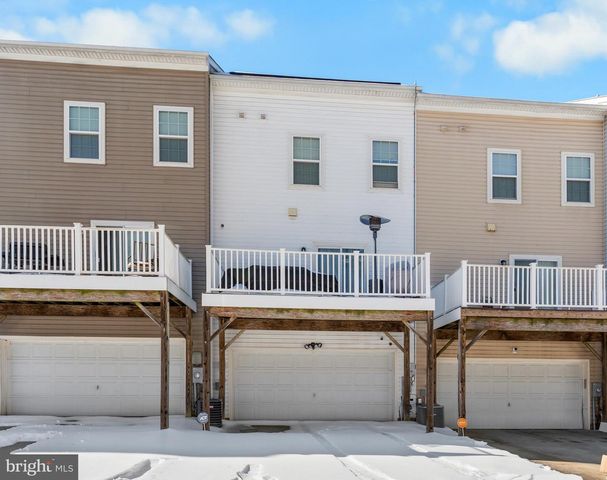 516 VICTORIANNA DR, Capitol Heights, MD 20743