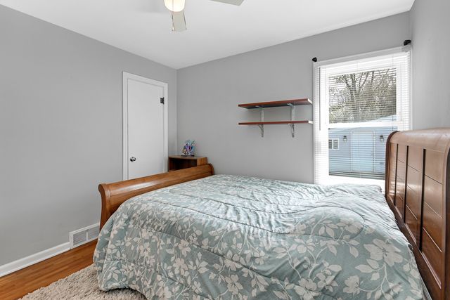 144 E 2nd Avenue, New Lenox, IL 60451