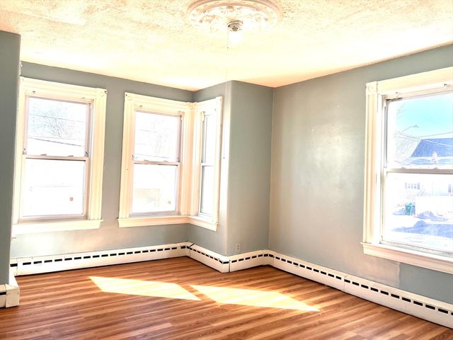 9 Laurel 1, Lynn, MA 01905