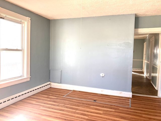 9 Laurel 1, Lynn, MA 01905