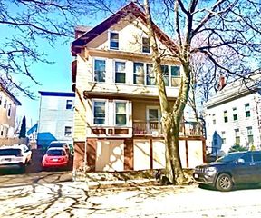 9 Laurel 1, Lynn, MA 01905